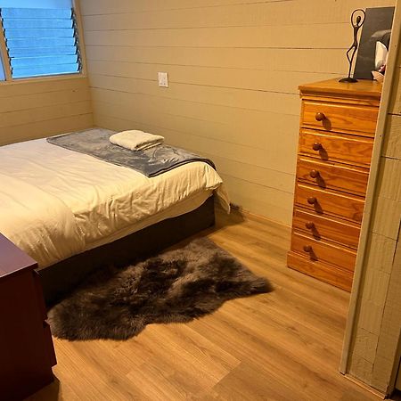 Waterfront Cottage With Superb Coastline Views West Vancouver Eksteriør billede
